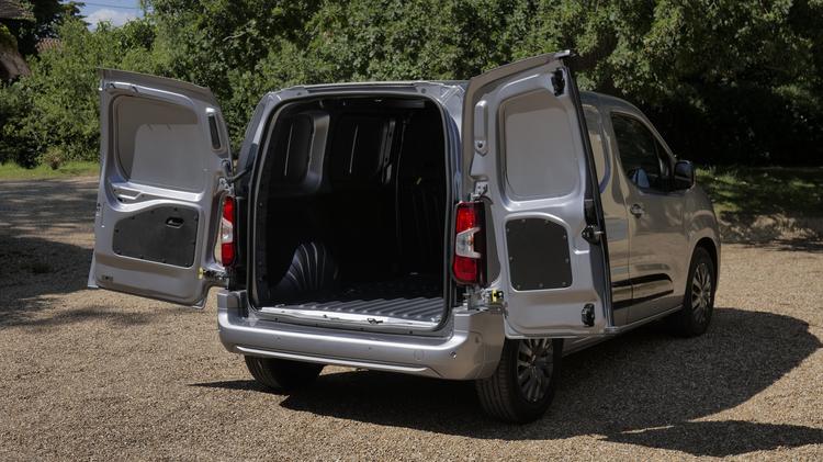 PEUGEOT PARTNER LONG DIESEL 1.5 BlueHDi 100 Professional Crew Van